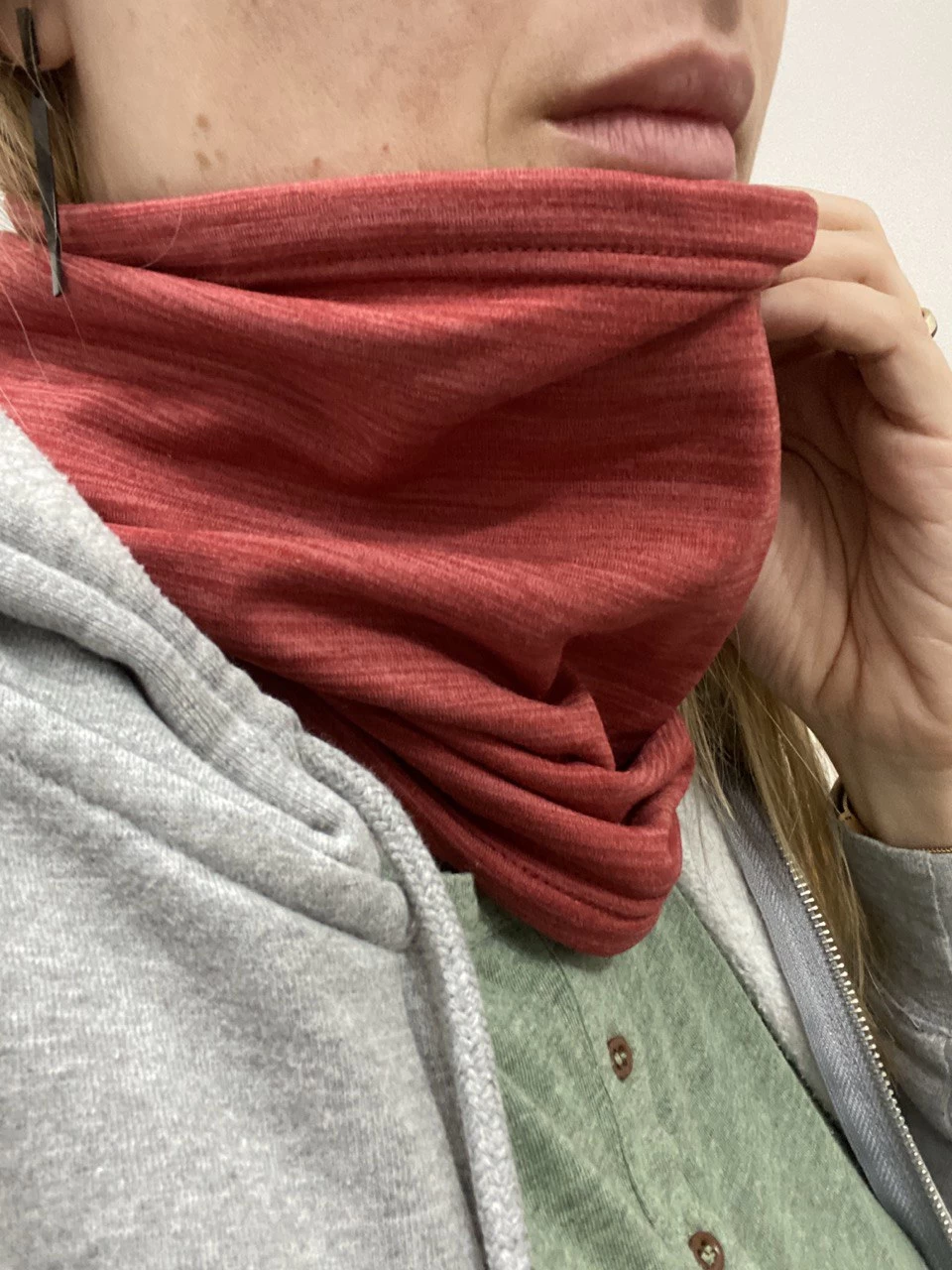 Ortovox Fleece Light Neckwarmer - Tube Scarf 2 Ortovox Fleece Light Neckwarmer - Tube Scarf - Image 2